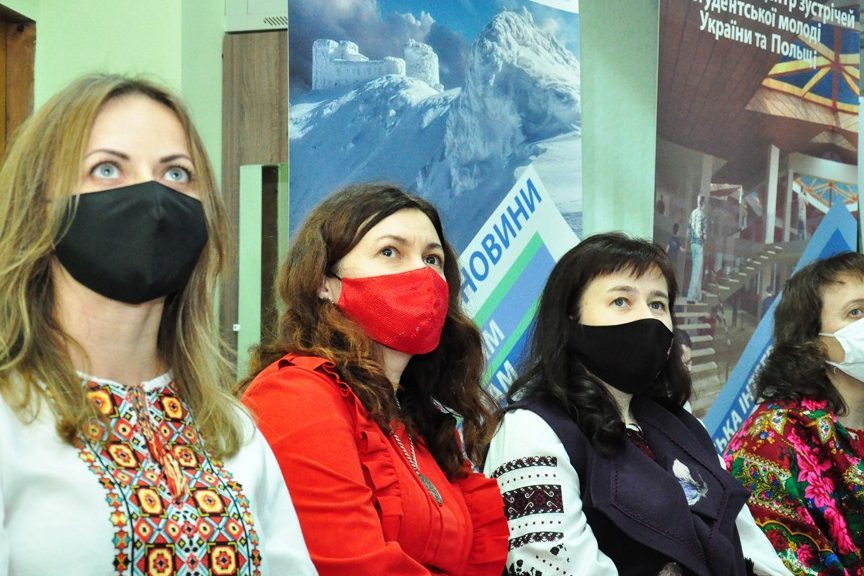 Розколяда на Педагогічному 10