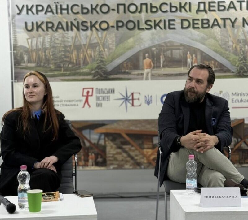 653001241_2740536489640539_20710522666231730_n-800x800